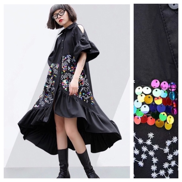 Dresses & Skirts - 🛍 Black Sequin Ruffle Cold Shoulder Dress